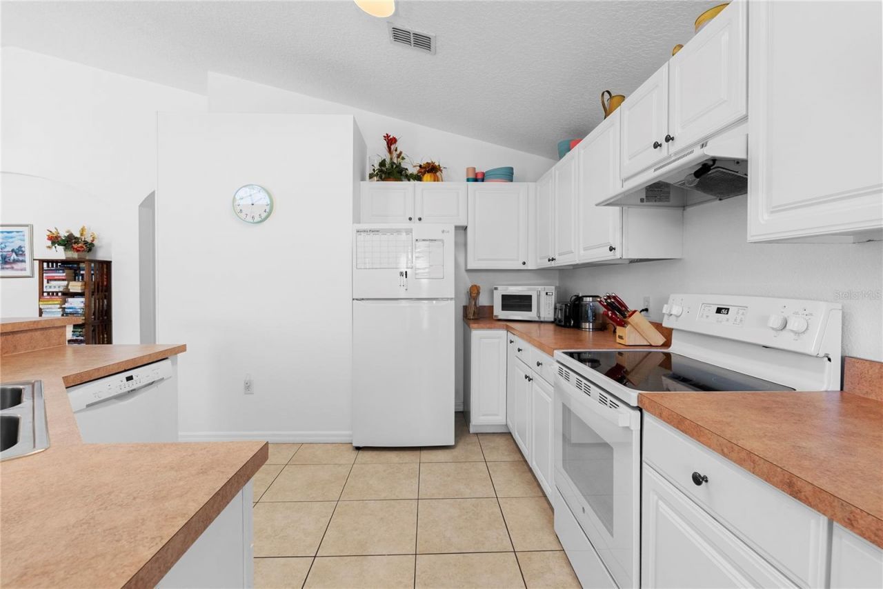 4811 Cumbrian Lakes Drive , Kissimmee, FL 34746 Photo