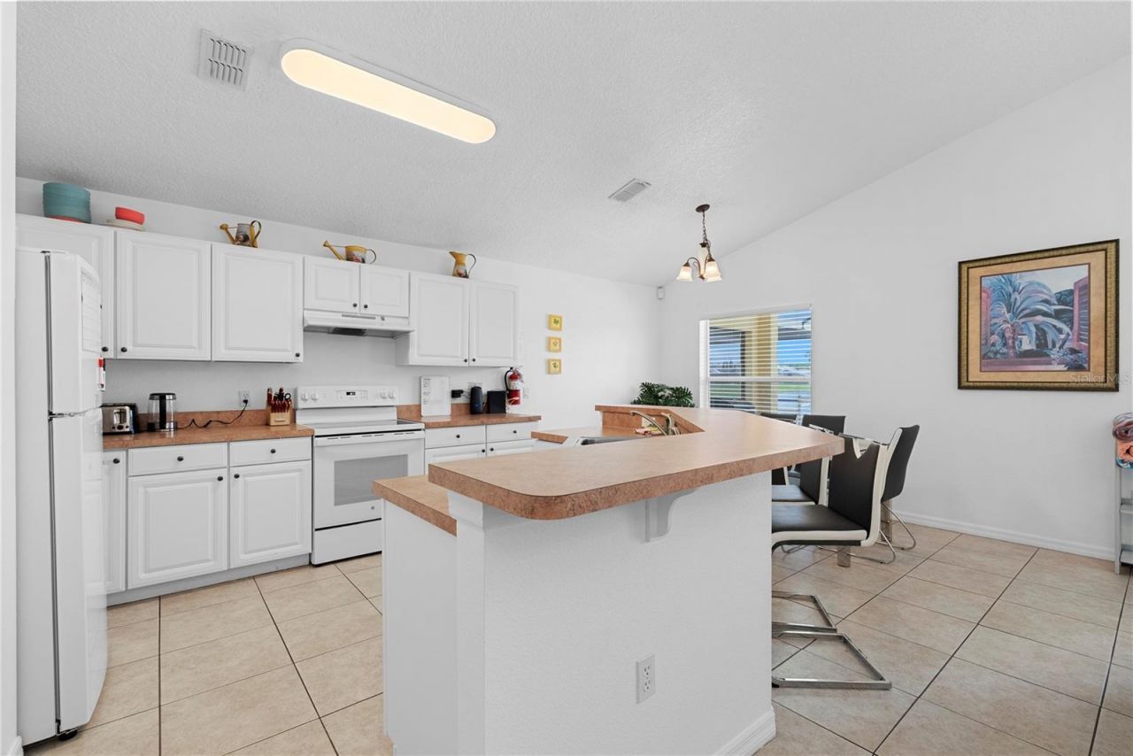 4811 Cumbrian Lakes Drive , Kissimmee, FL 34746 Photo