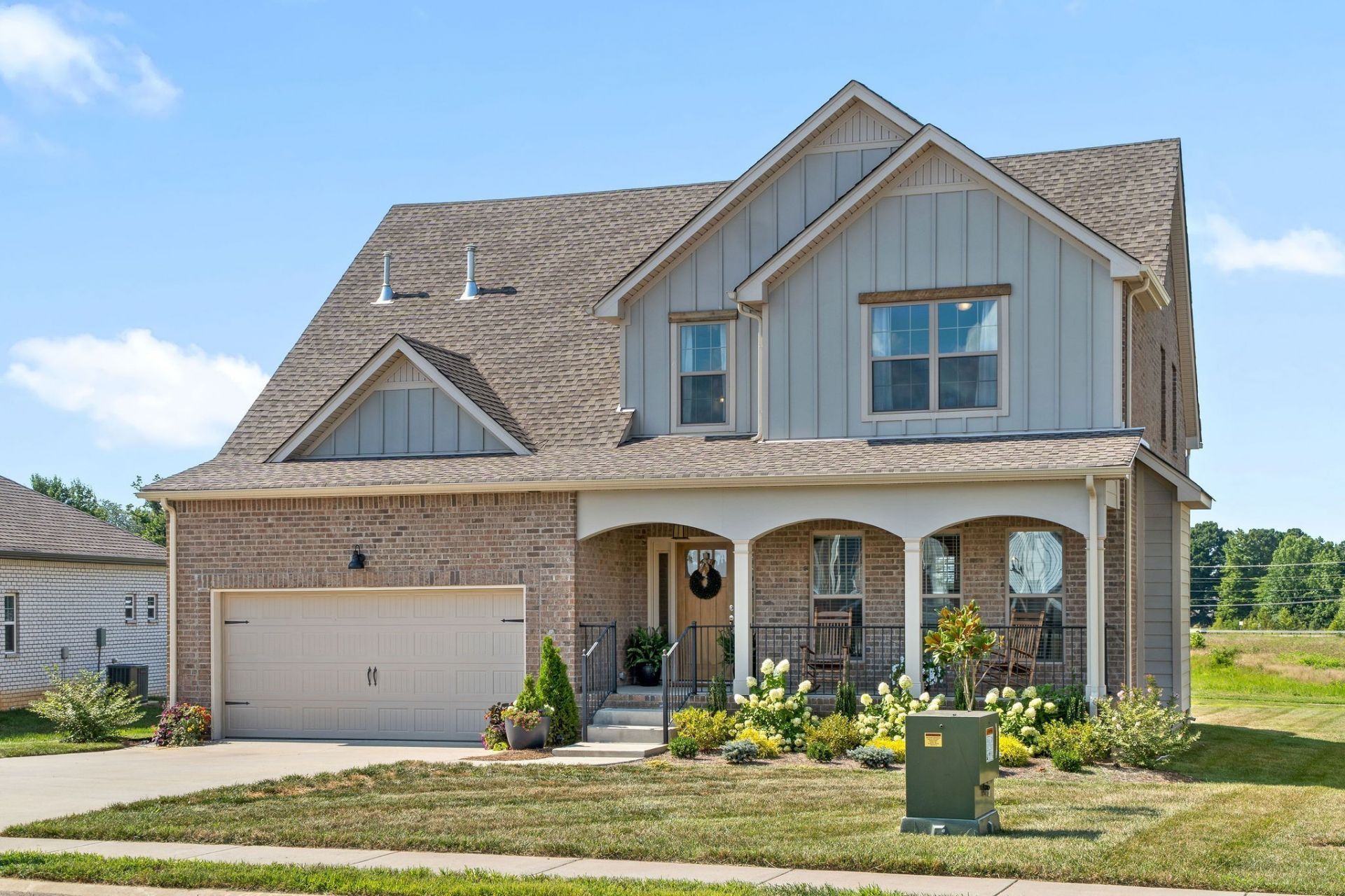 732 Jersey Dr, Clarksville, TN 37043 Main Photo