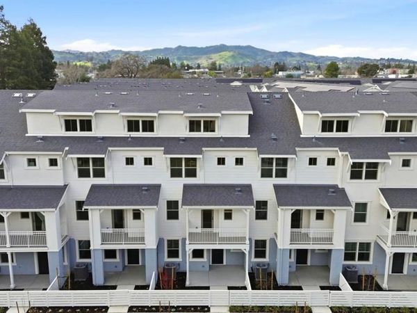 2737 Oak Road, Walnut Creek, CA 94597