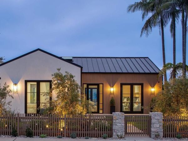 7554 Cabrillo Ave., La Jolla, CA 92037