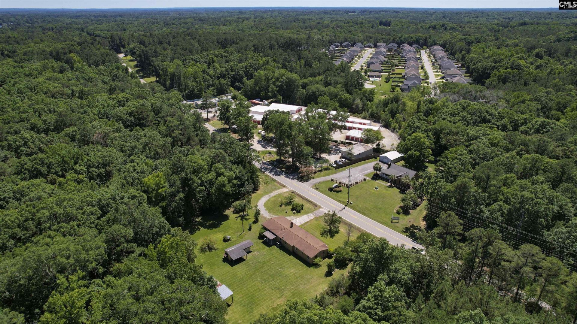 301-c Amicks Ferry Road  Photo 4