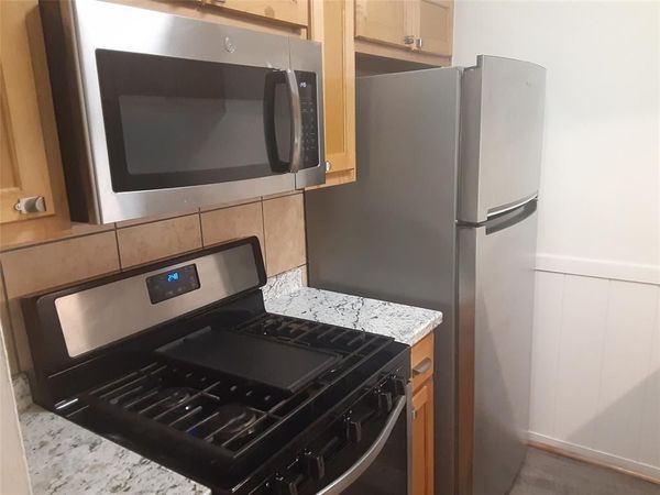 711 Eberhart LN, Unit 107, Austin, TX 78745