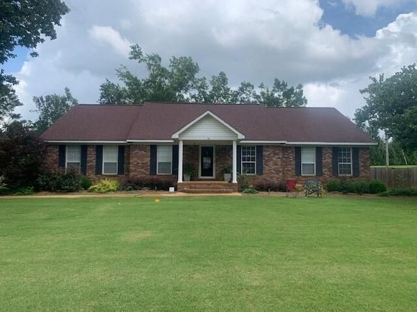 114 Forest Gate, Ripley, MS 38663