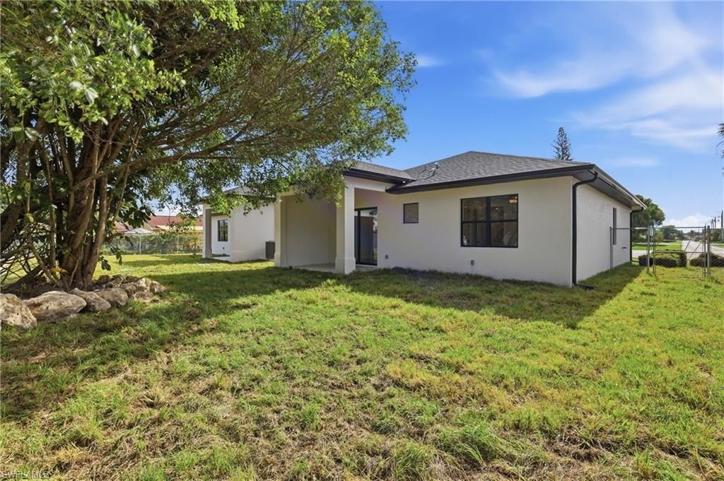 1819 Sunshine Blvd , Naples, FL 34116 Photo