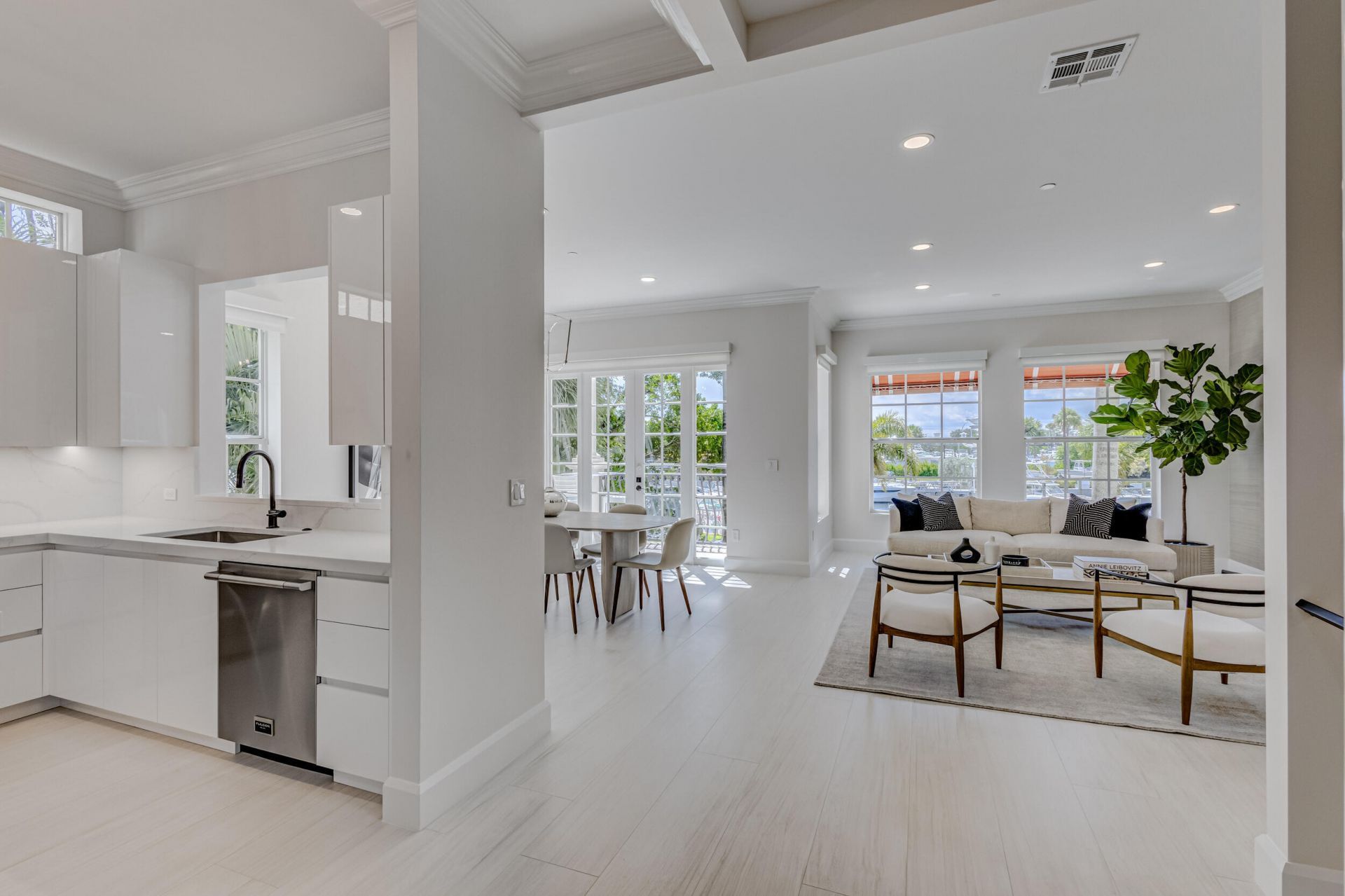 27 Marina Gardens Drive, Palm Beach Gardens, FL 33410 Photo