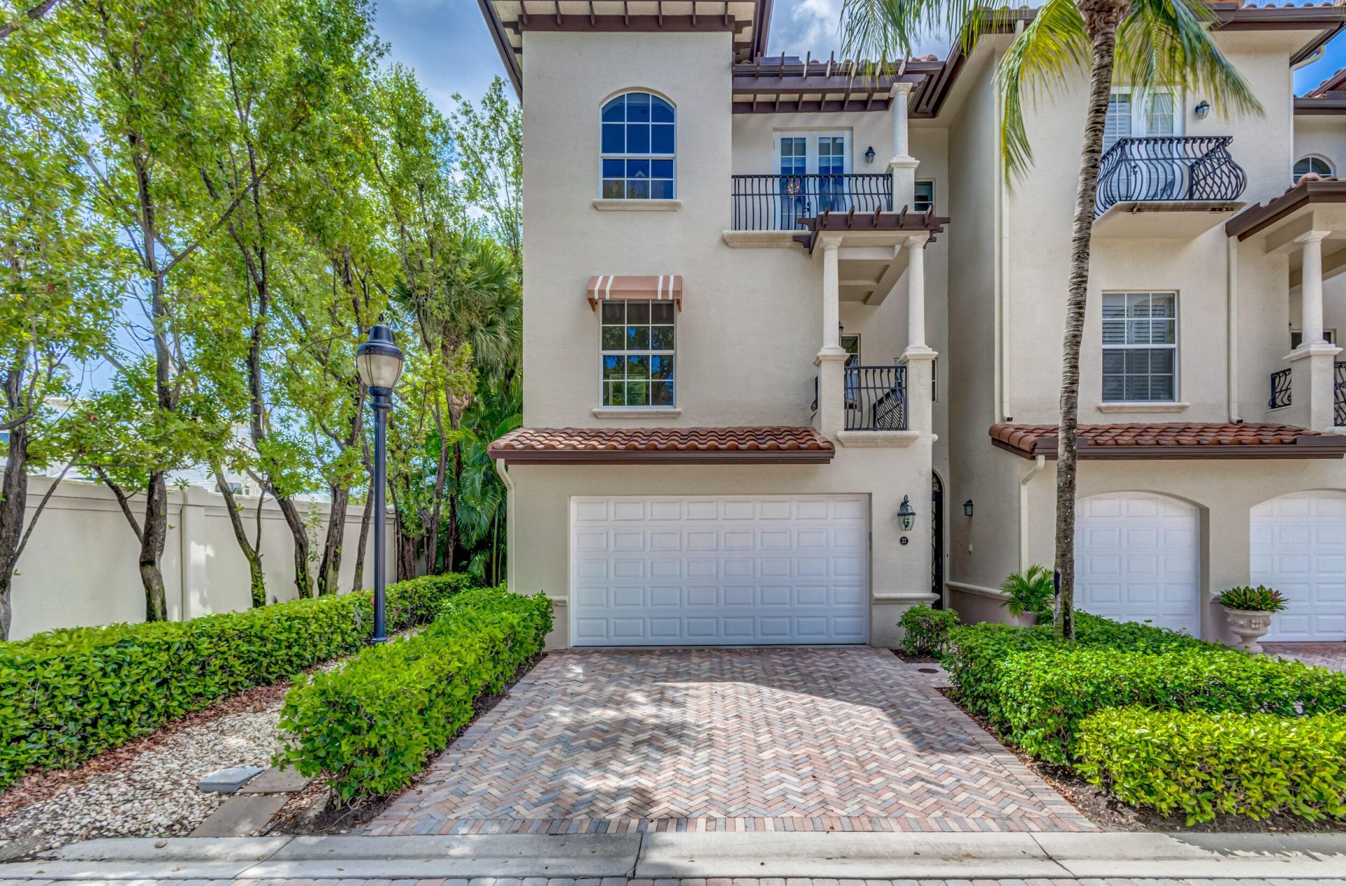 27 Marina Gardens Drive, Palm Beach Gardens, FL 33410 Photo