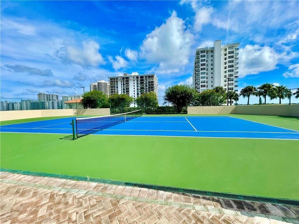 3020 NE 32nd Street, Unit 905, Fort Lauderdale, FL 33306 Photo