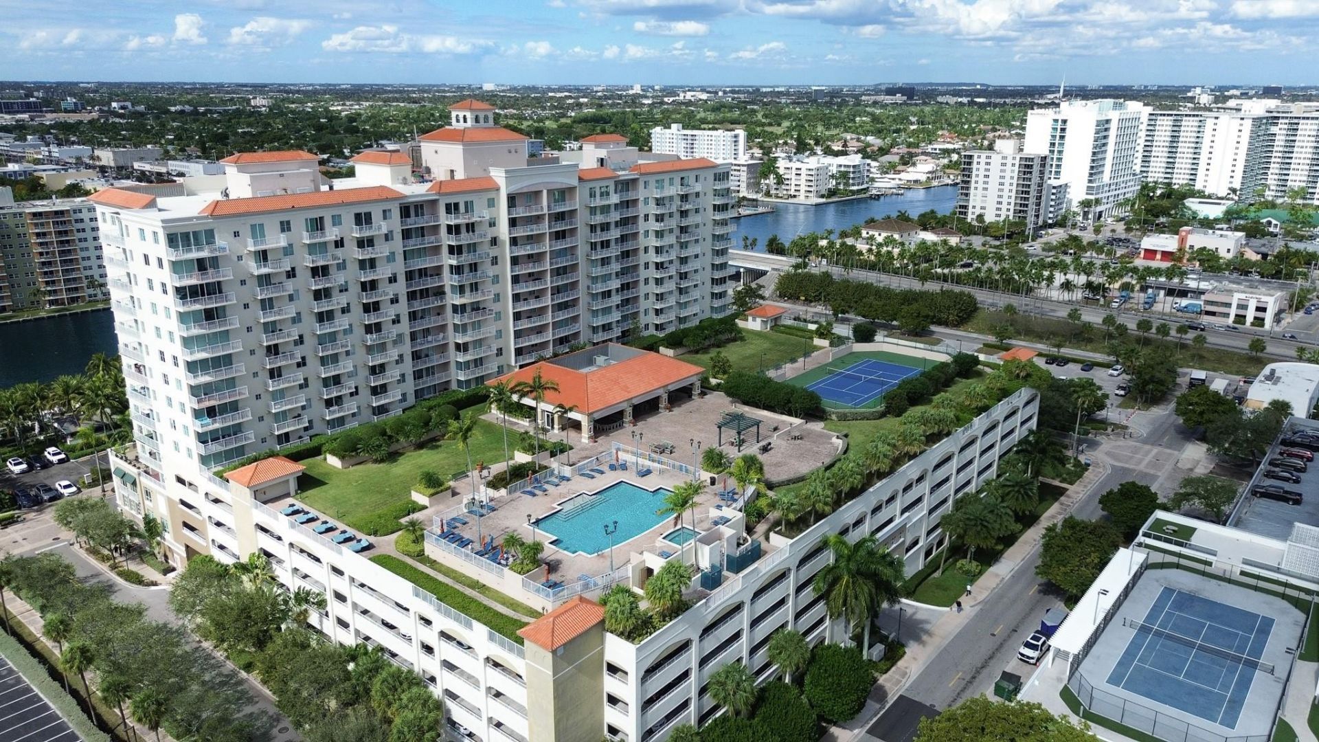 3020 NE 32nd Street, Unit 905, Fort Lauderdale, FL 33306 Photo