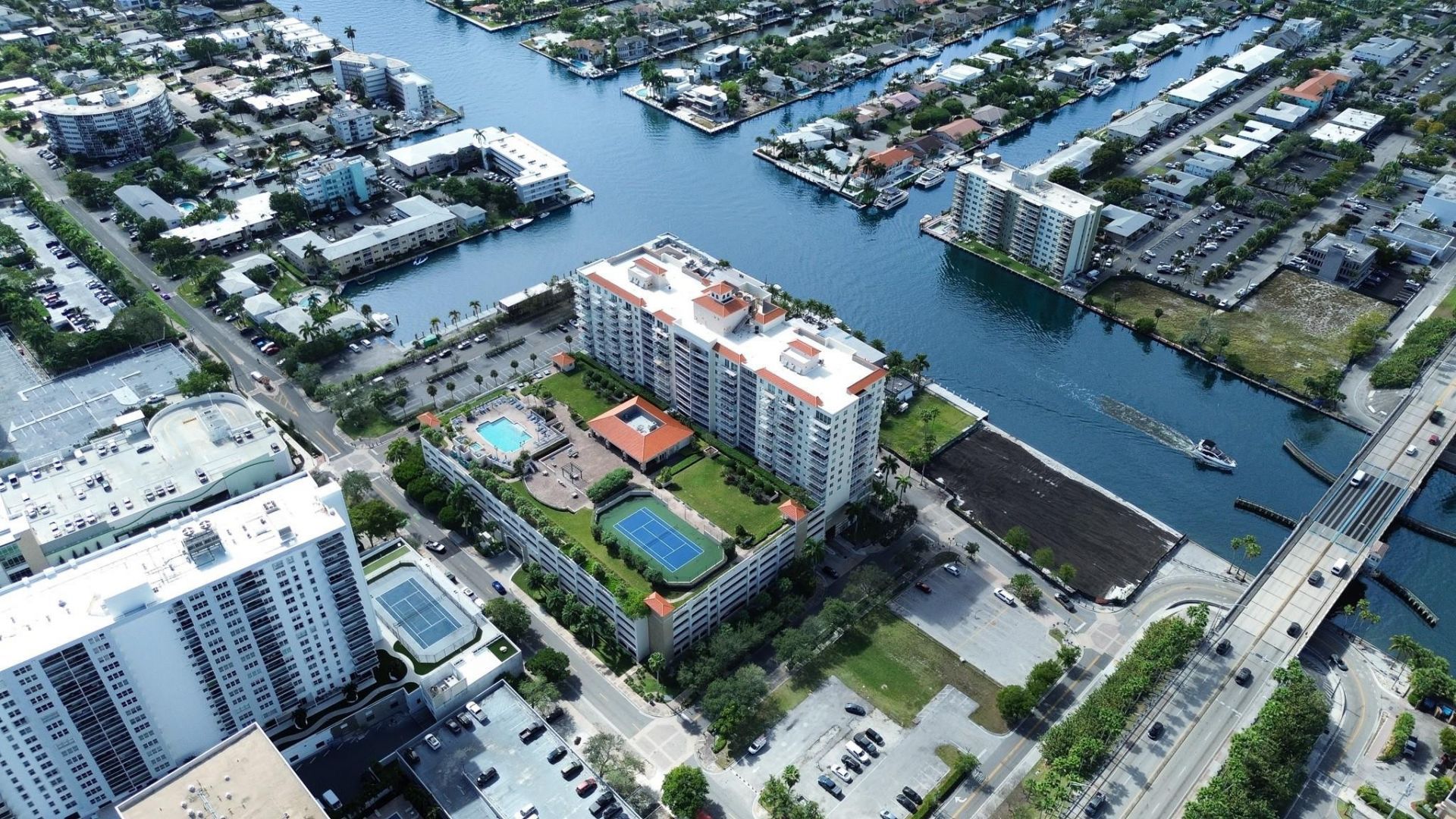 3020 NE 32nd Street, Unit 905, Fort Lauderdale, FL 33306 Photo