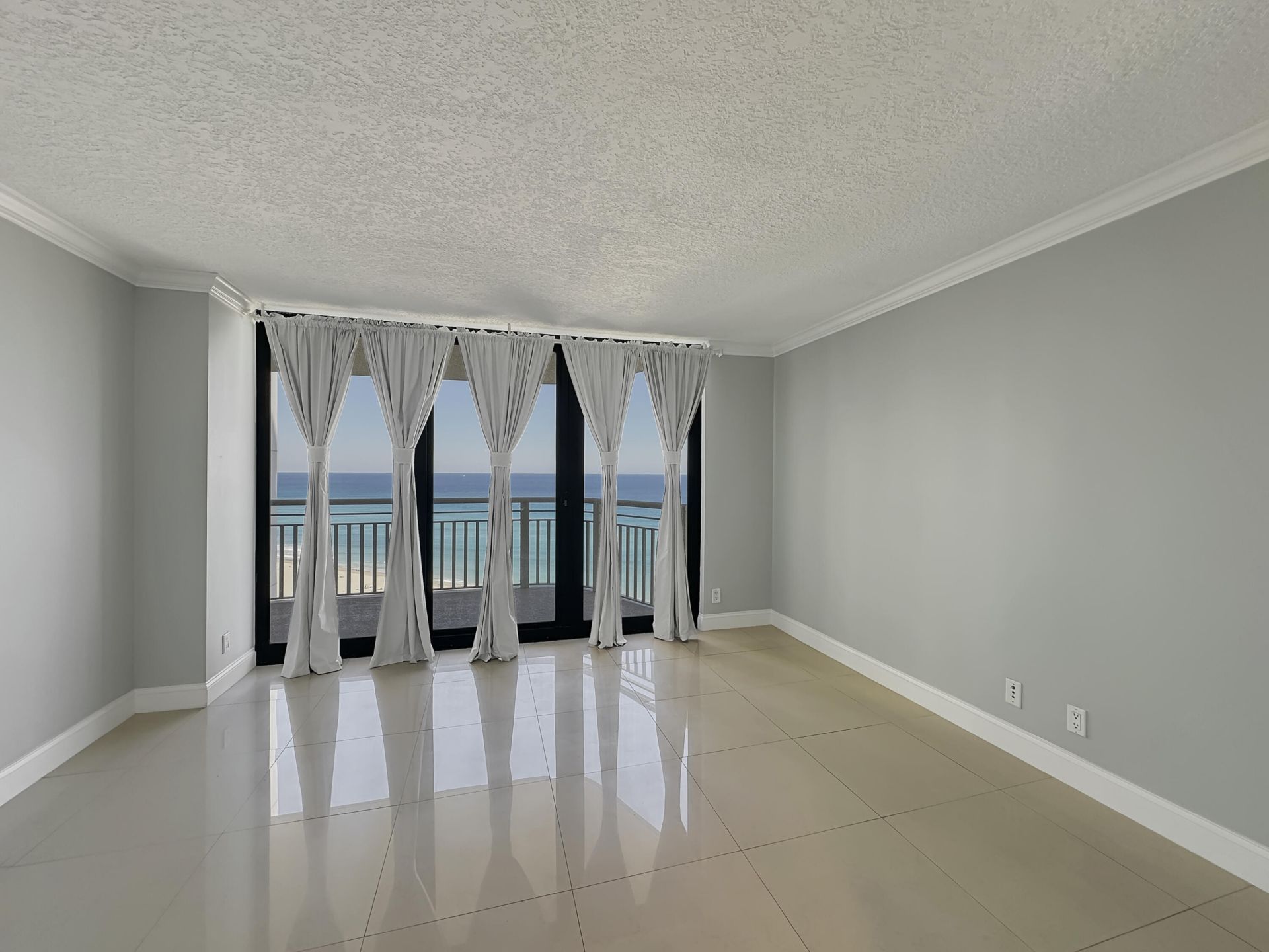 3000 N Ocean Drive, Unit 23 E, Singer Island, FL 33404 Photo