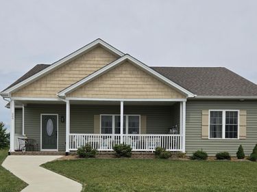 209 STONE DR, STUARTS DRAFT, VA 24477