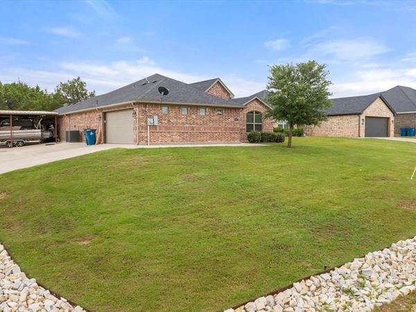 2507 Santiago Drive, Granbury, TX 76048