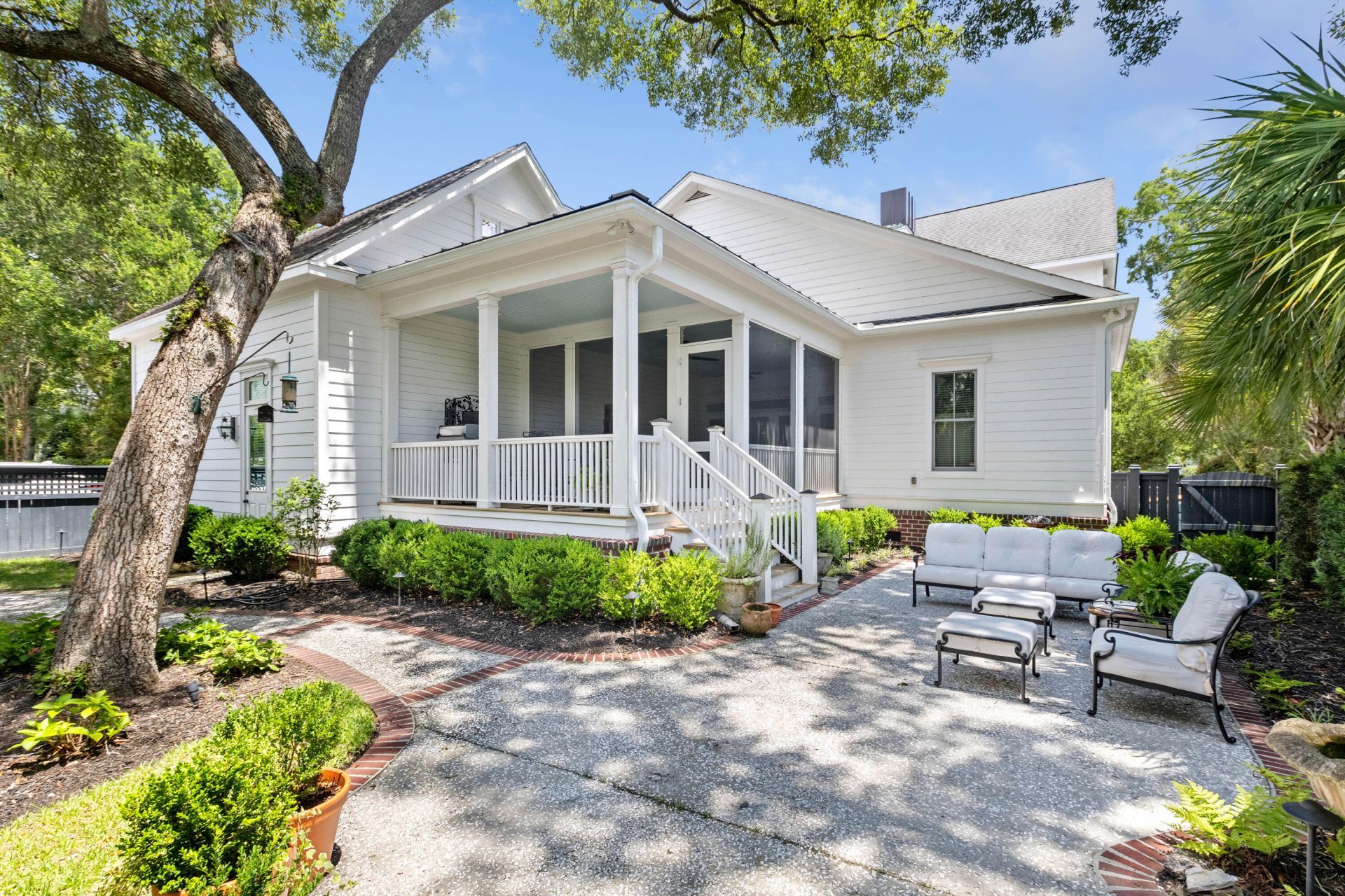 131 Balfour Drive Photo 49