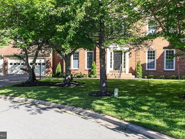 11 ARGOSY COURT, GAITHERSBURG, MD 20878