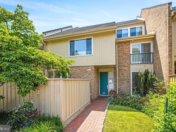 2 ROLAND MEWS, Unit R52, BALTIMORE, MD 21210