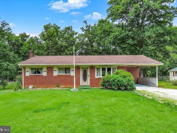 4986 TREHER ROAD, FAYETTEVILLE, PA 17222