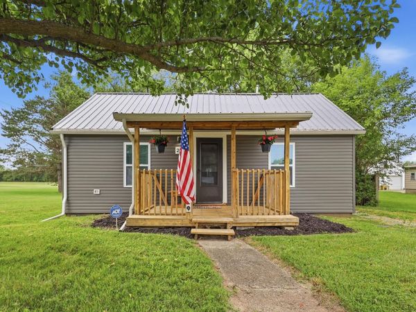 249 W Mound Street, South Charleston, OH 45368