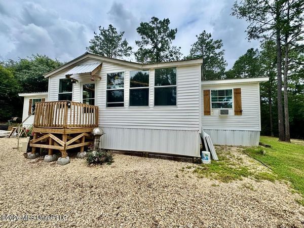 28061 Dusty Lane, Picayune, MS 39466