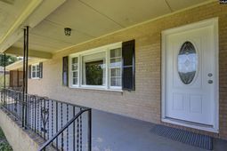 303 Nell Street  photo 4
