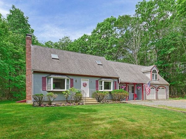 170 Rocky Hill Rd, Rehoboth, MA 02769