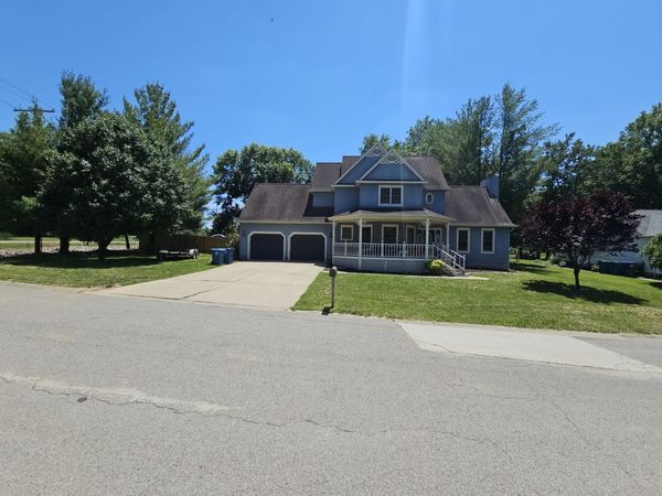 1 BROOKHAVEN Drive , Mt Vernon, IL 62864