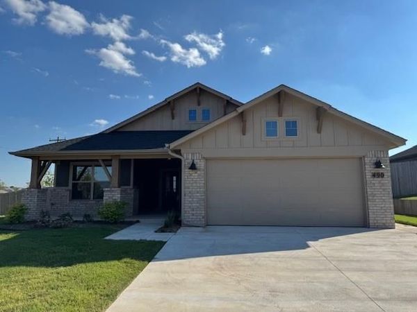 490 Elena Drive, Blanchard, OK 73010