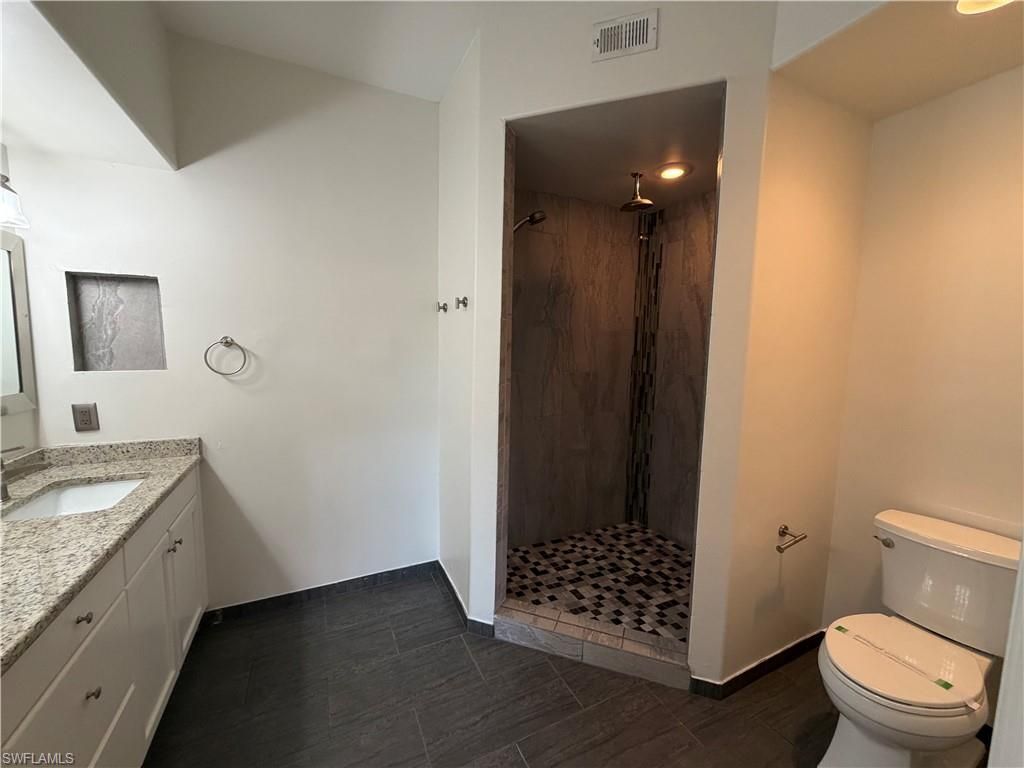 8597 Via Garibaldi Cir, Unit 207, Estero, FL 33928 Photo