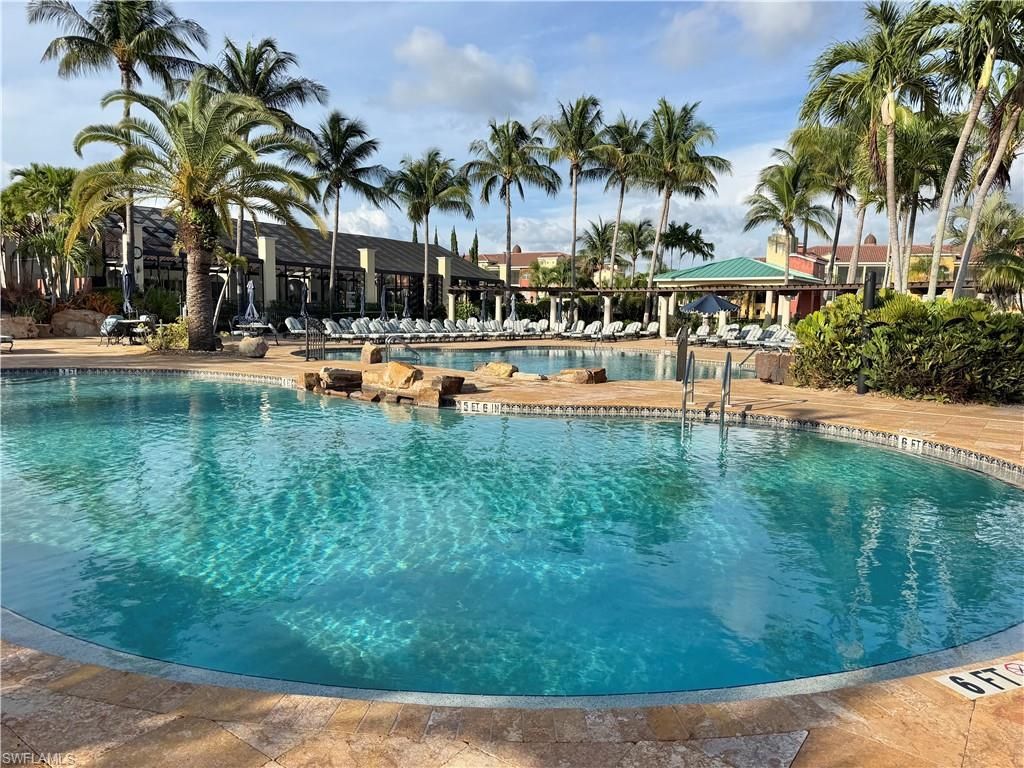 8597 Via Garibaldi Cir, Unit 207, Estero, FL 33928 Photo