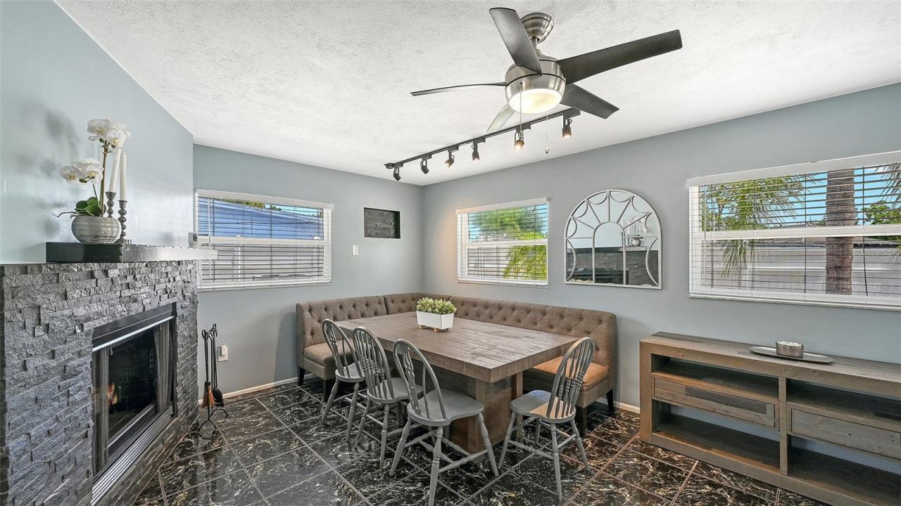 3681 Stokes Dr Drive, Sarasota, FL 34232 Photo