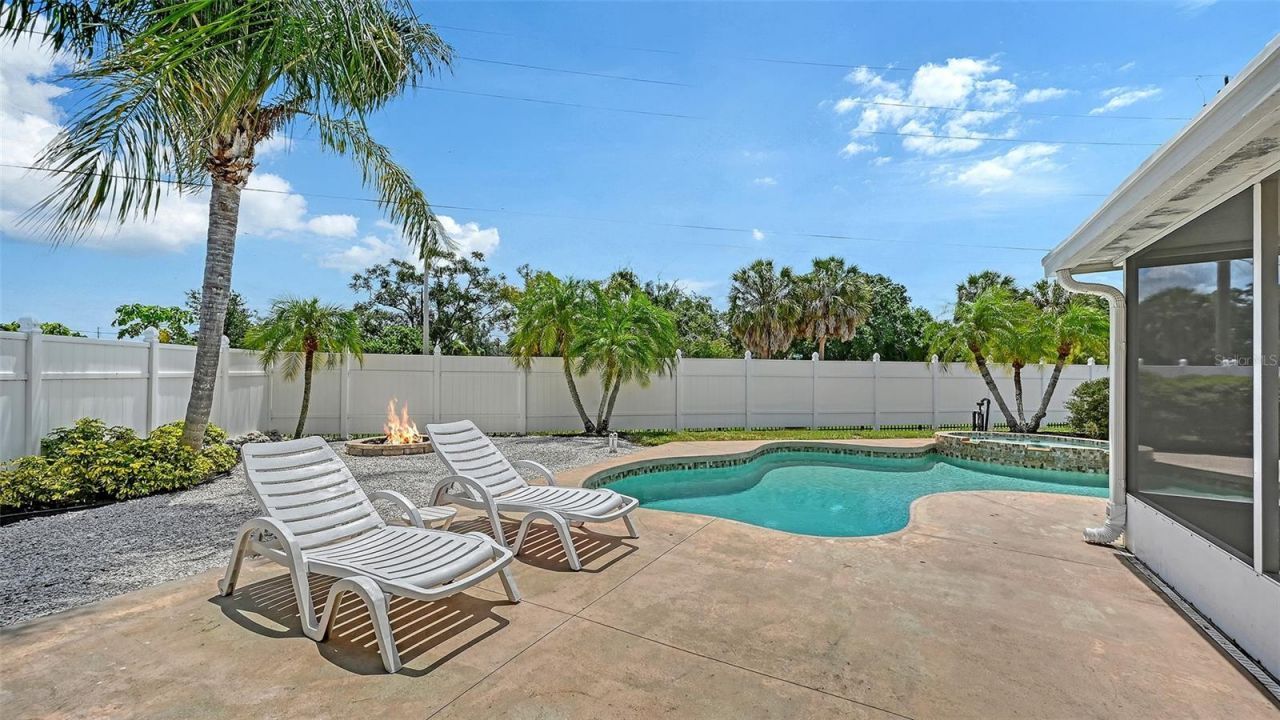 3681 Stokes Dr Drive, Sarasota, FL 34232 Photo