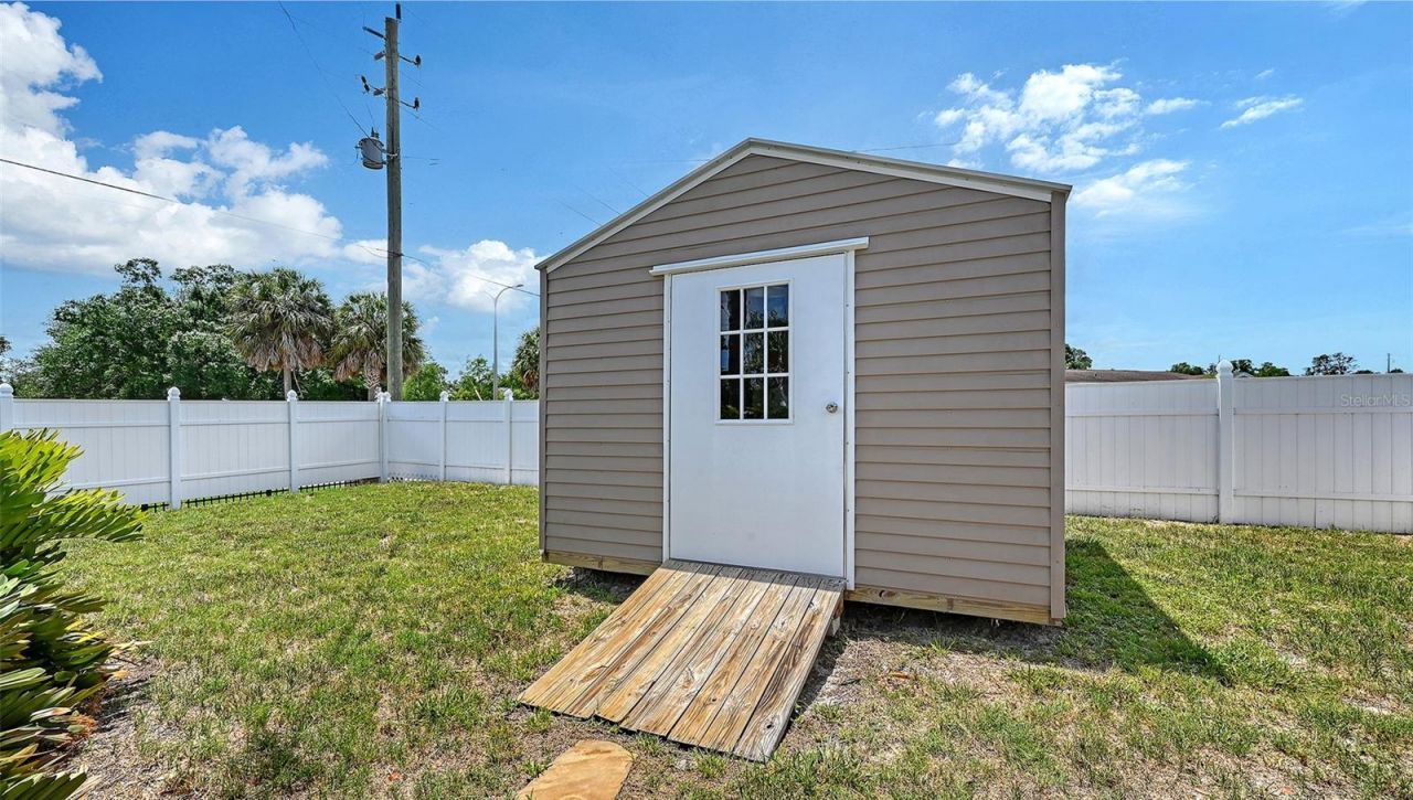 3681 Stokes Dr Drive, Sarasota, FL 34232 Photo