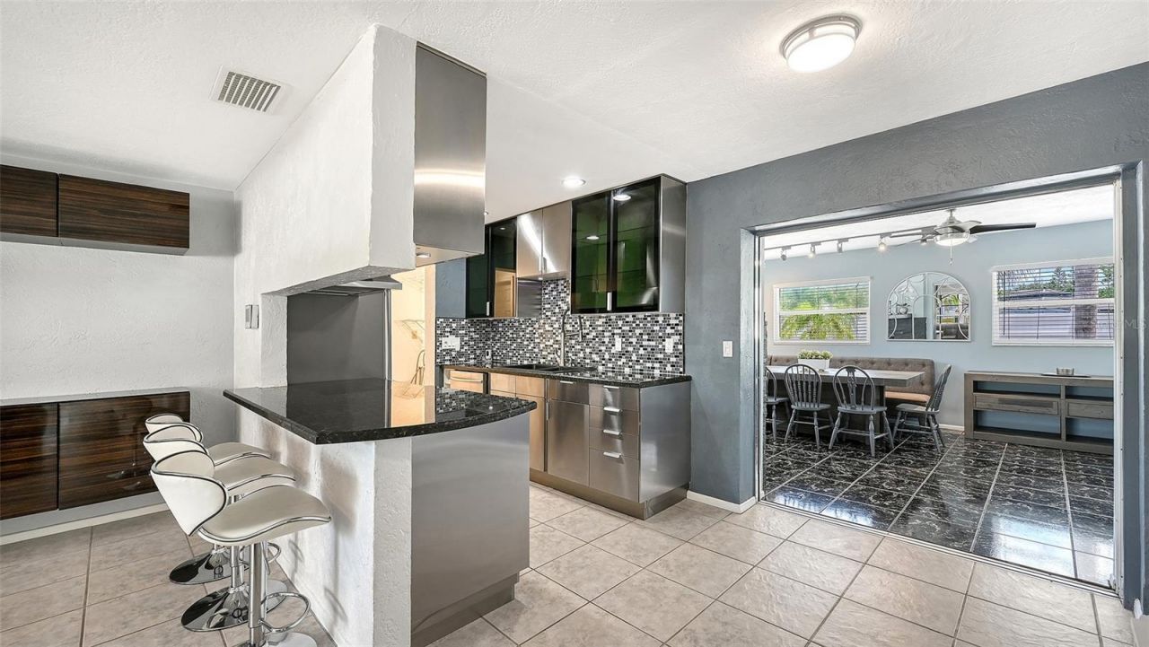 3681 Stokes Dr Drive, Sarasota, FL 34232 Photo