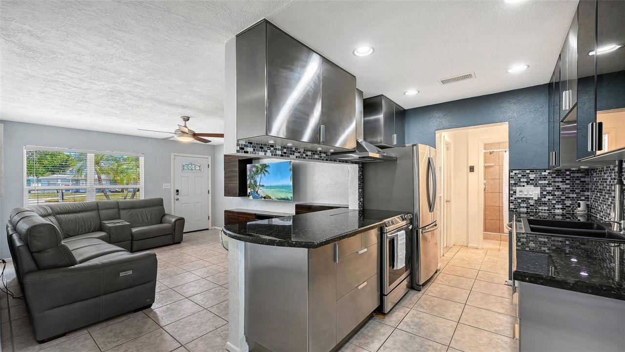 3681 Stokes Dr Drive, Sarasota, FL 34232 Photo
