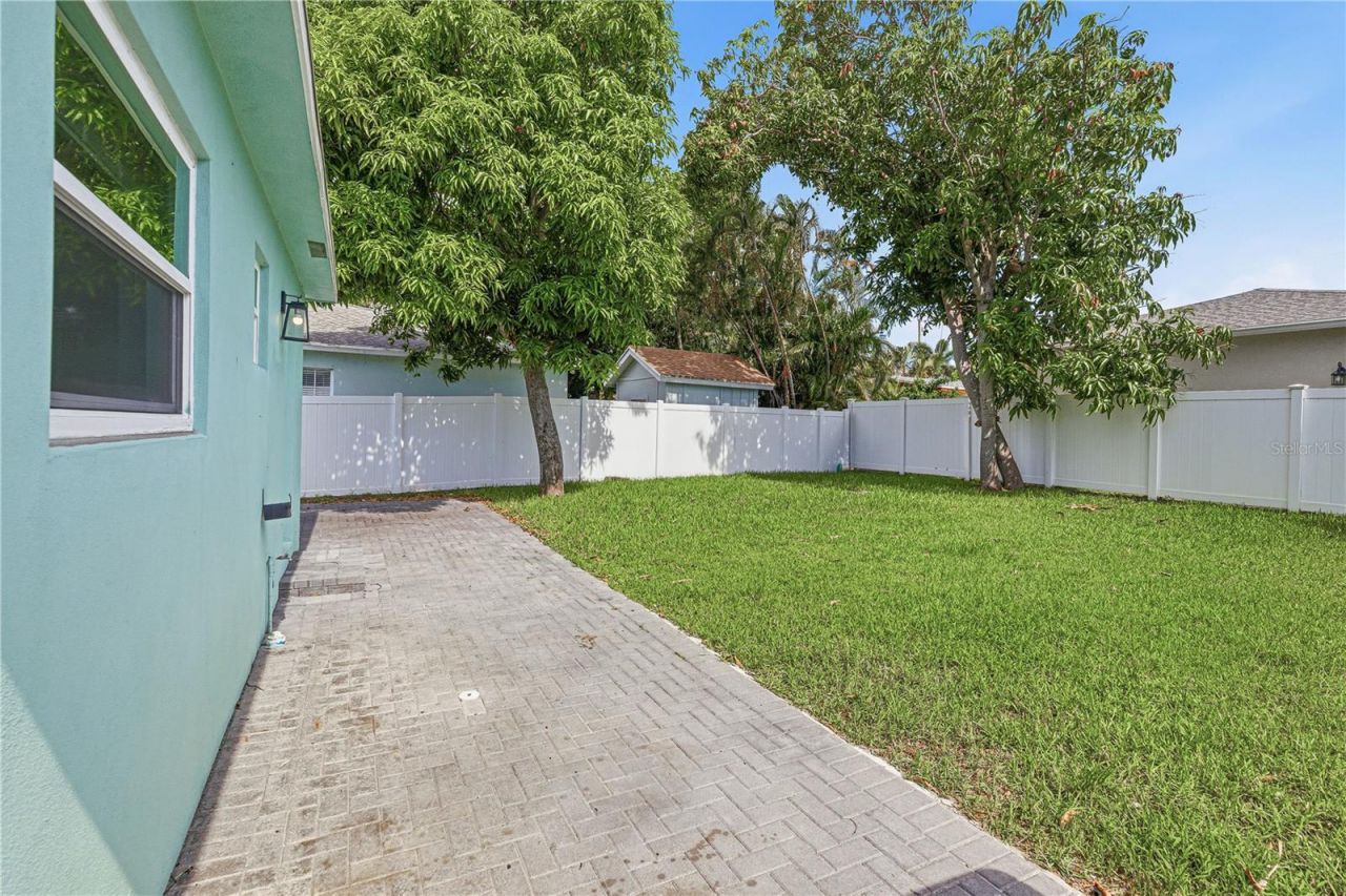335 NE 12th Avenue, Boynton Beach, FL 33435 Photo