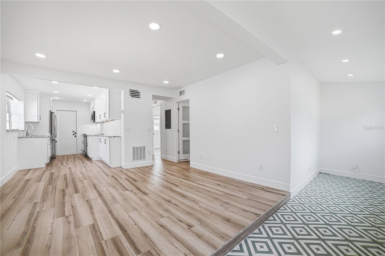 335 NE 12th Avenue, Boynton Beach, FL 33435 Photo