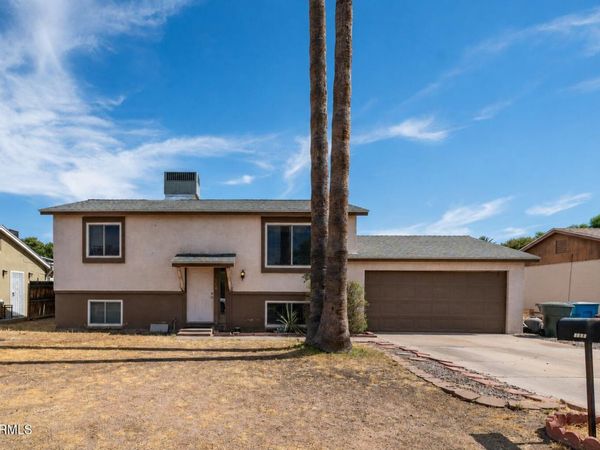 3739 W WETHERSFIELD Road, Phoenix, AZ 85029
