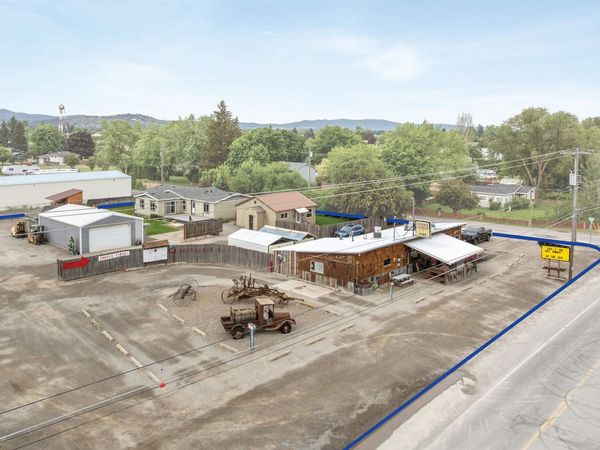 24706 E Wellesley Ave, Otis Orchards, WA 99027