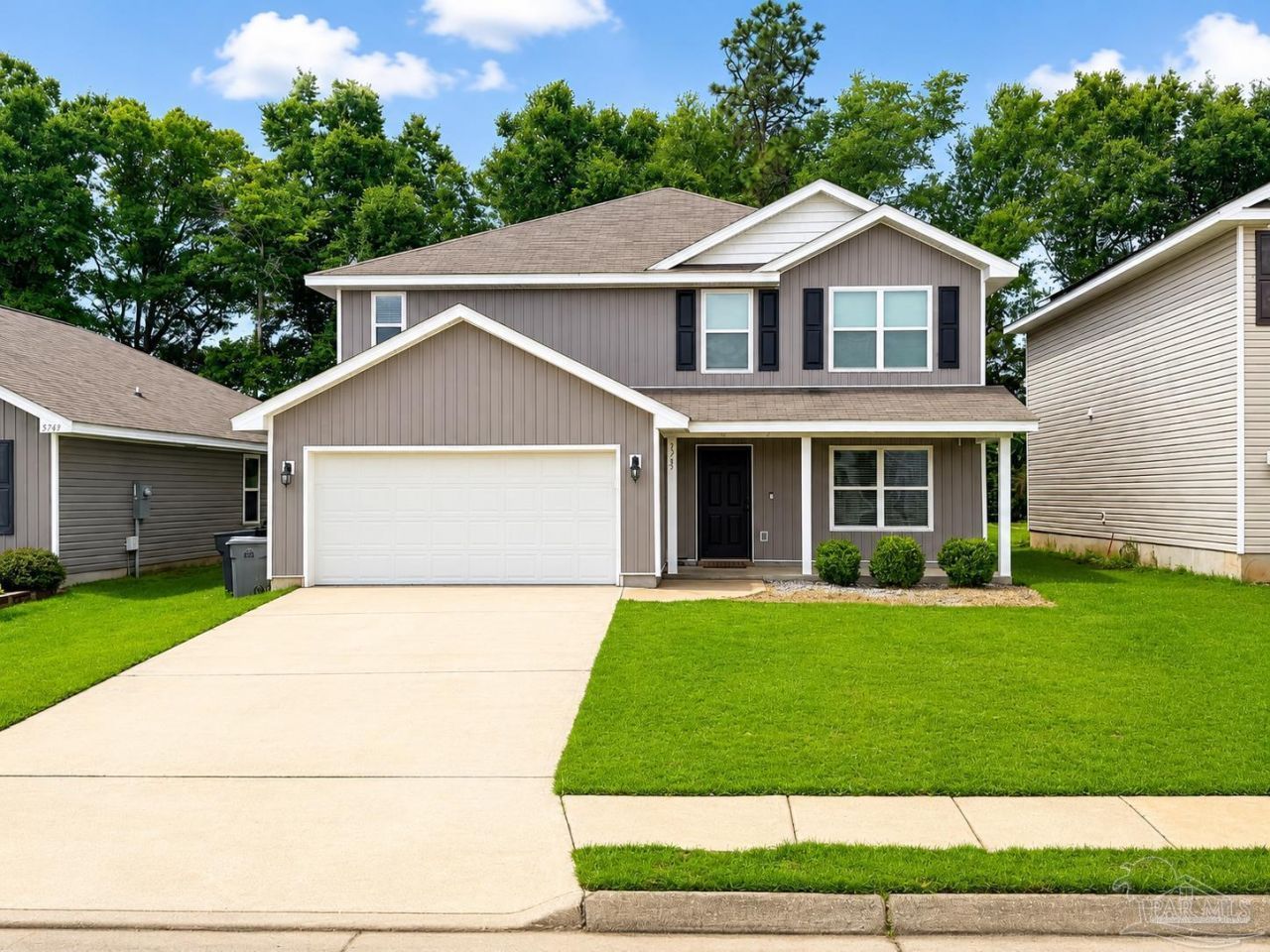 5765 Blackhorse Cir, Pensacola, FL 32526 Main Photo