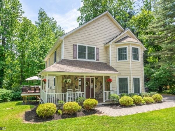 298 Emerson Ln, Berkeley Heights, NJ 07922