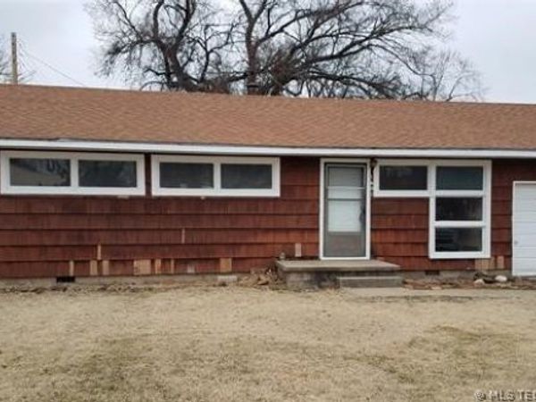 1601 Colorado Avenue , Bartlesville, OK 74003