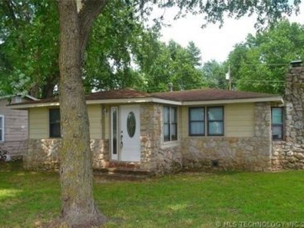 416 N Caney Street , Copan, OK 74022