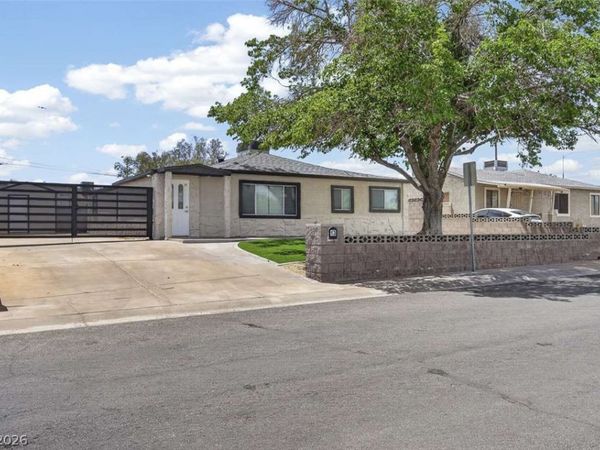 13 Mallory Street , Henderson, NV 89015