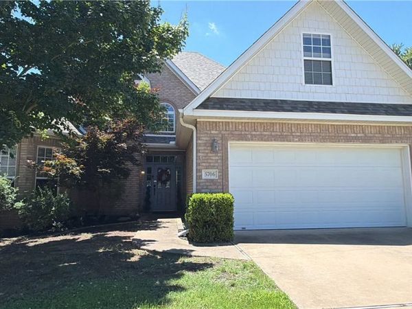 5706 Stoney Creek Drive, Rogers, AR 72758