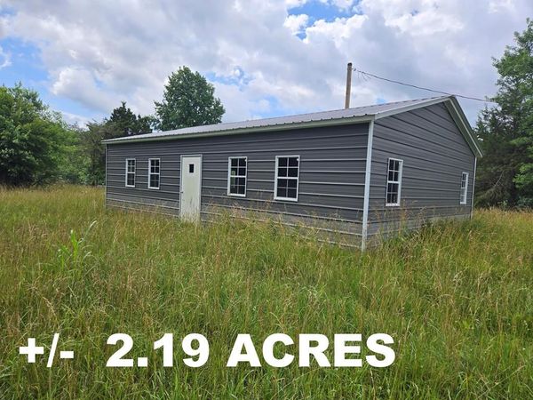 140 Roberts Hollow Ln, Cookeville, TN 38501