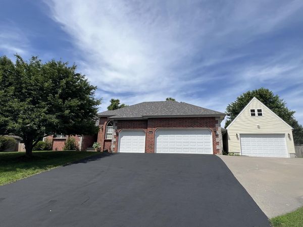 2093 N Preakness Drive , Nixa, MO 65714
