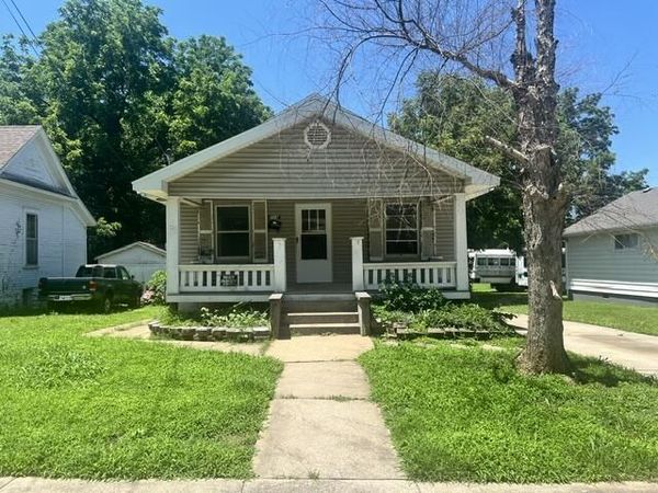 719 S Newton Avenue , Springfield, MO 65806