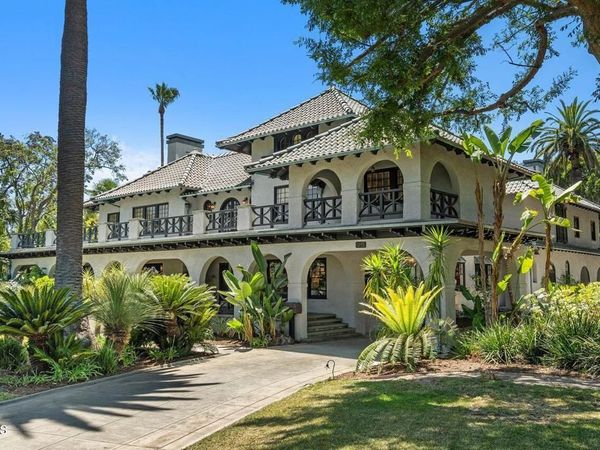 1215 Wentworth Avenue, Pasadena, CA 91106
