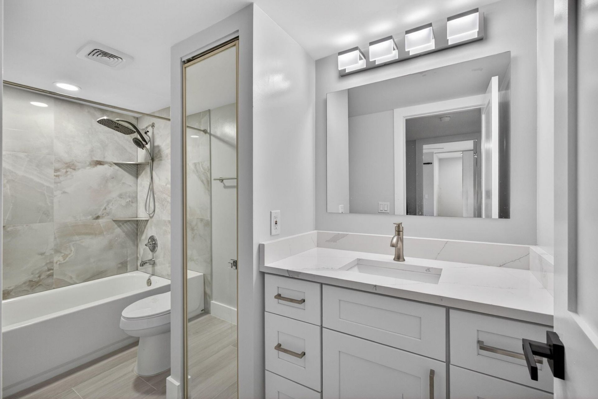 183 Charter Way, West Palm Beach, FL 33407 Photo