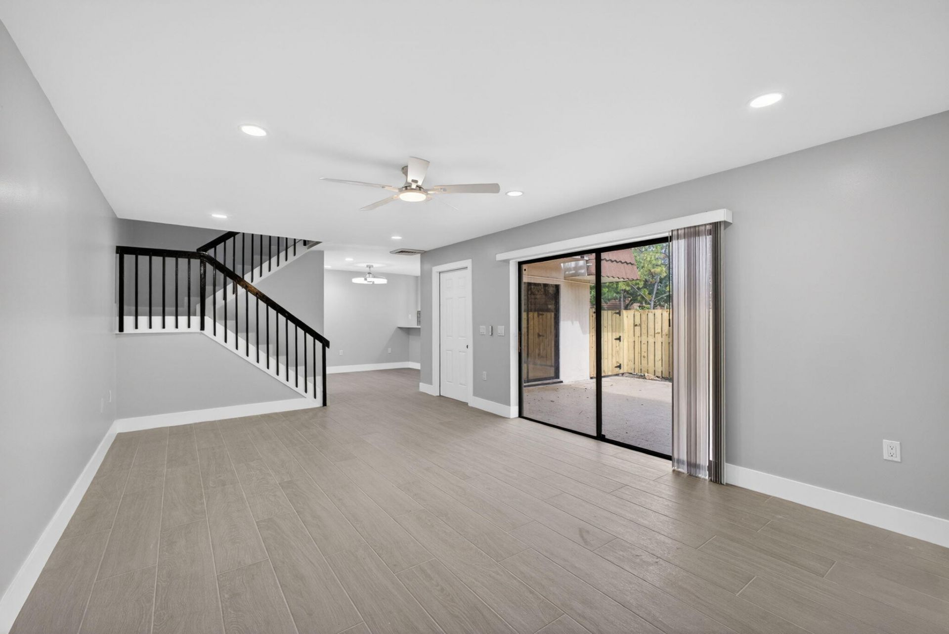 183 Charter Way, West Palm Beach, FL 33407 Photo